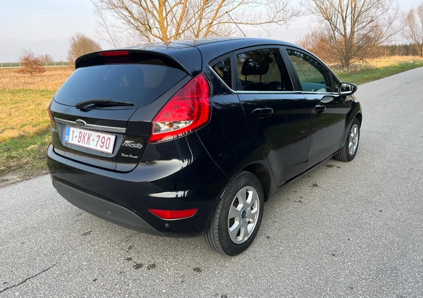 Ford Fiesta cena 16900 przebieg: 175342, rok produkcji 2011 z Opoczno małe 277